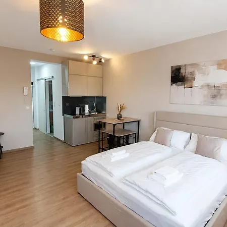 Lejlighed Base Business And Leisure, Center